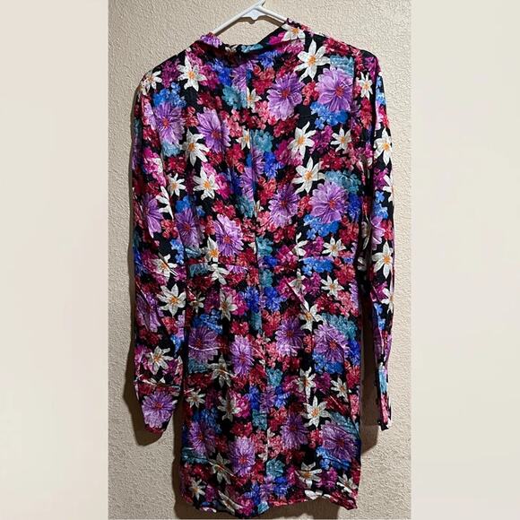 PINKO FLORAL SATIN BUTTON FRONT LONG SLEEVE SHEATH FAUX WRAP MINI DRESS - Picture 9 of 13